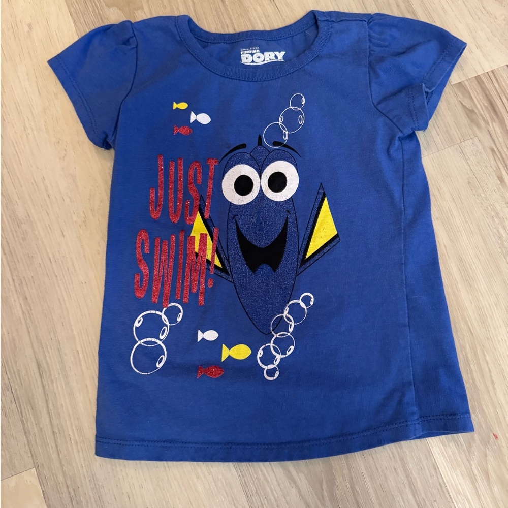 5t Dory shirt